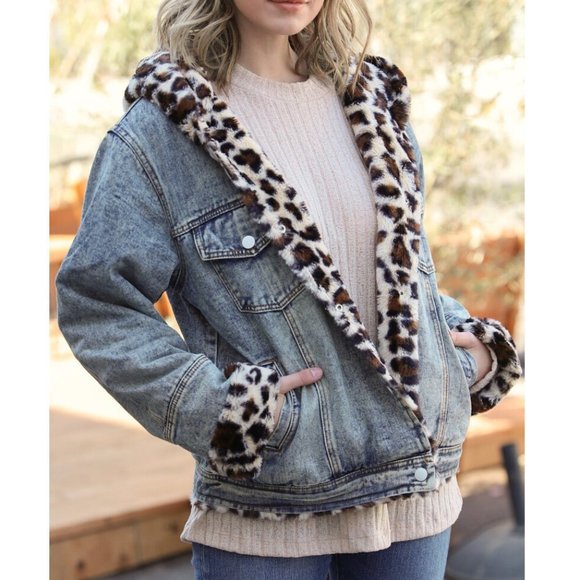 SOLD OUT Reversible Leopard Faux Fur Hooded Denim Jacket - Picture 6 of 11